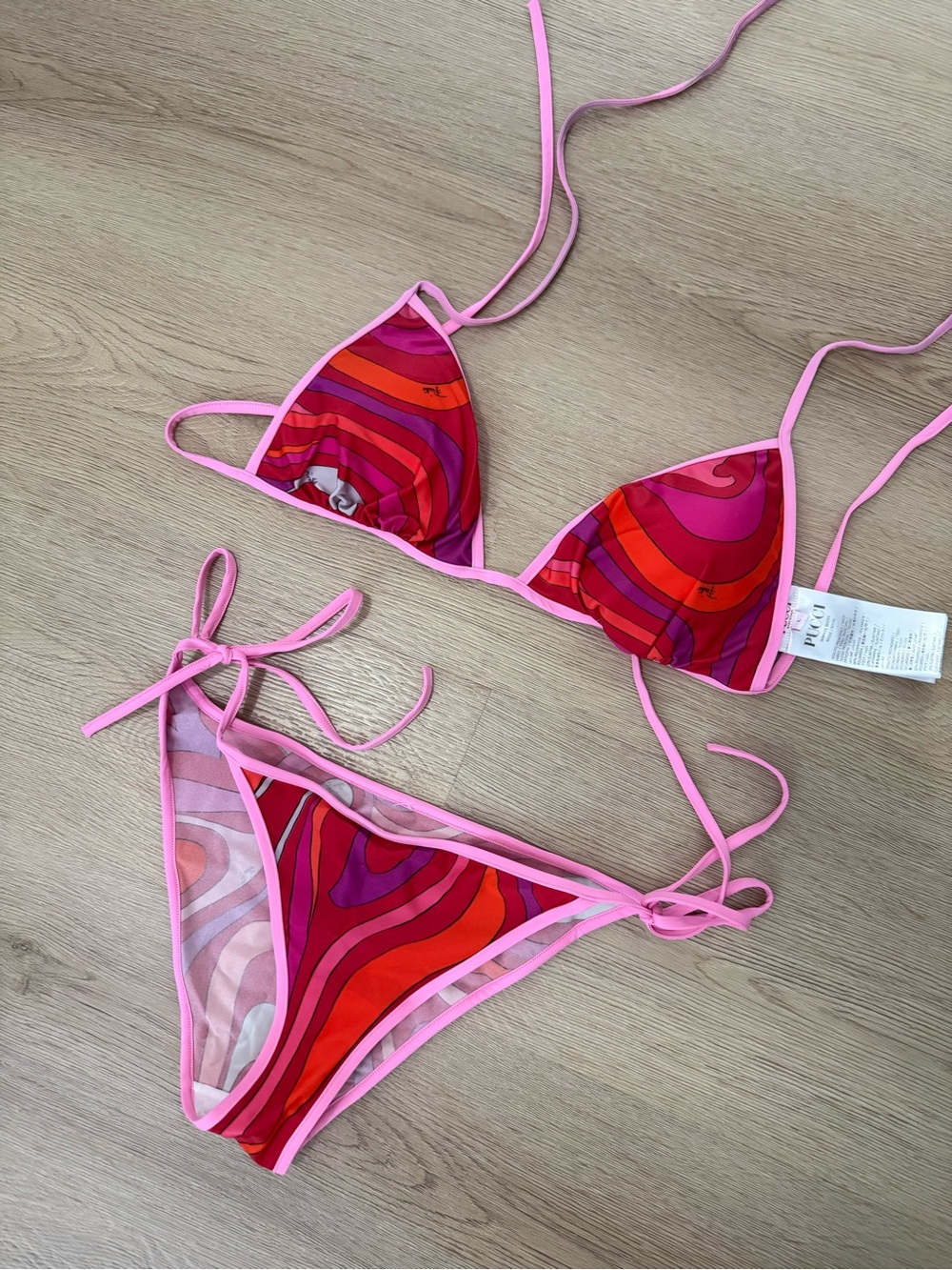 Emilio Pucci Pink Red Orange Swirl Bikini Set with Mesh Cover-Up and shorts - M - Picture 4 of 15